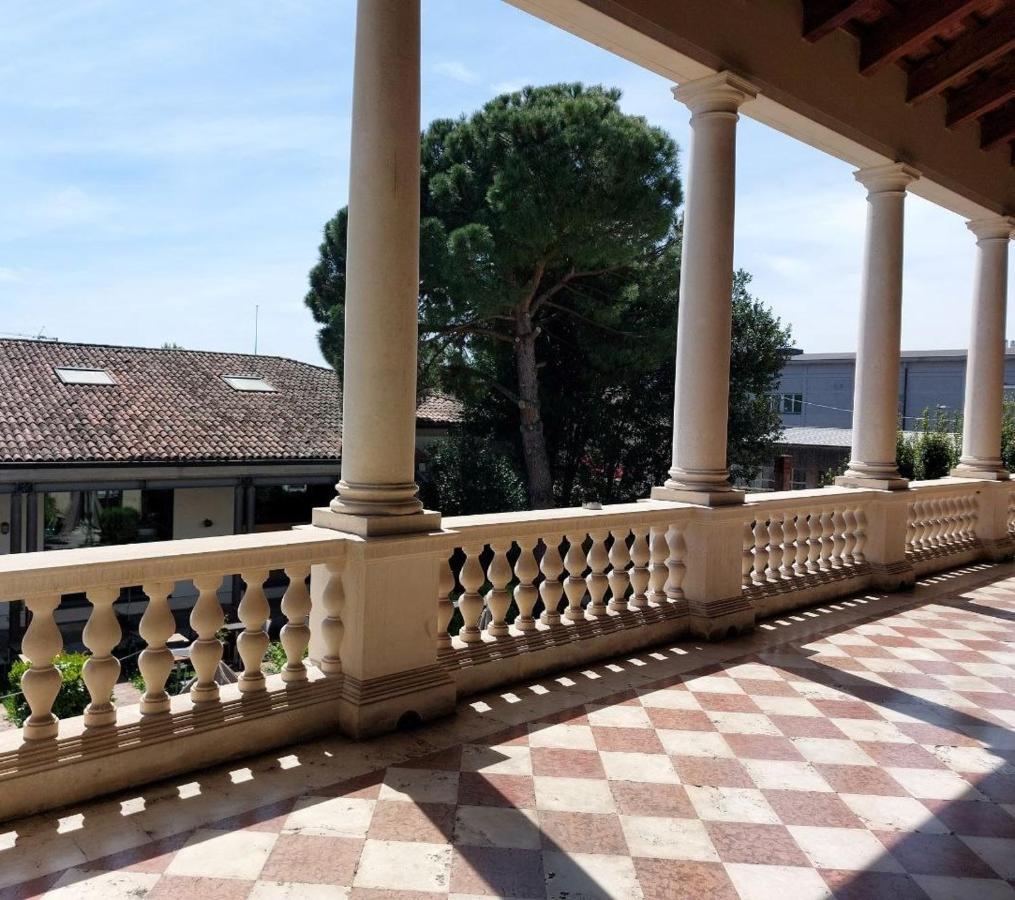 La Loggia Apartment